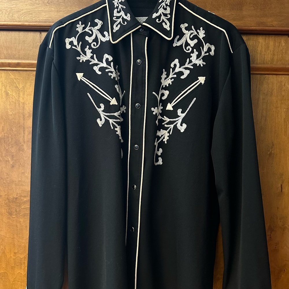 Carbon Black Men's Shirt with White Embroidery